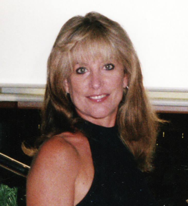 Photo of Carrie Davis